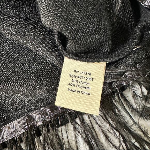 Evy's Tree Size 1X Black Feather Fringe Round Neck Pullover Sweater Cozy Chic - Picture 8 of 12